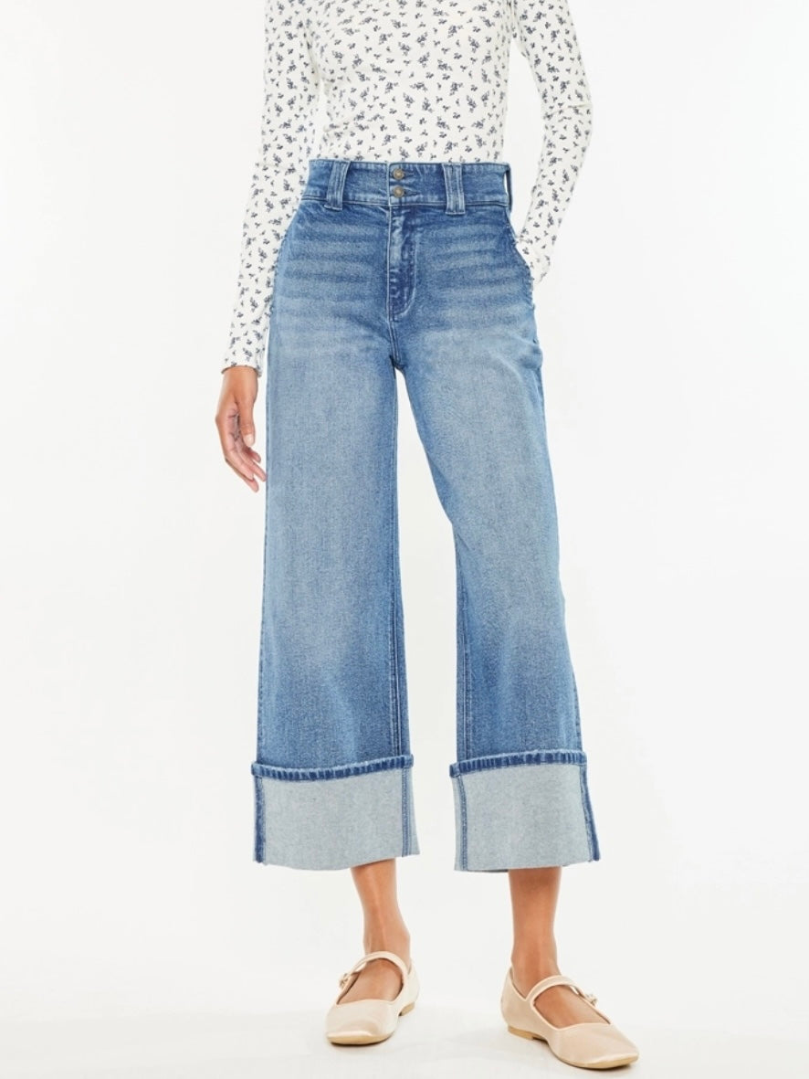 Roam Free 90s Jeans