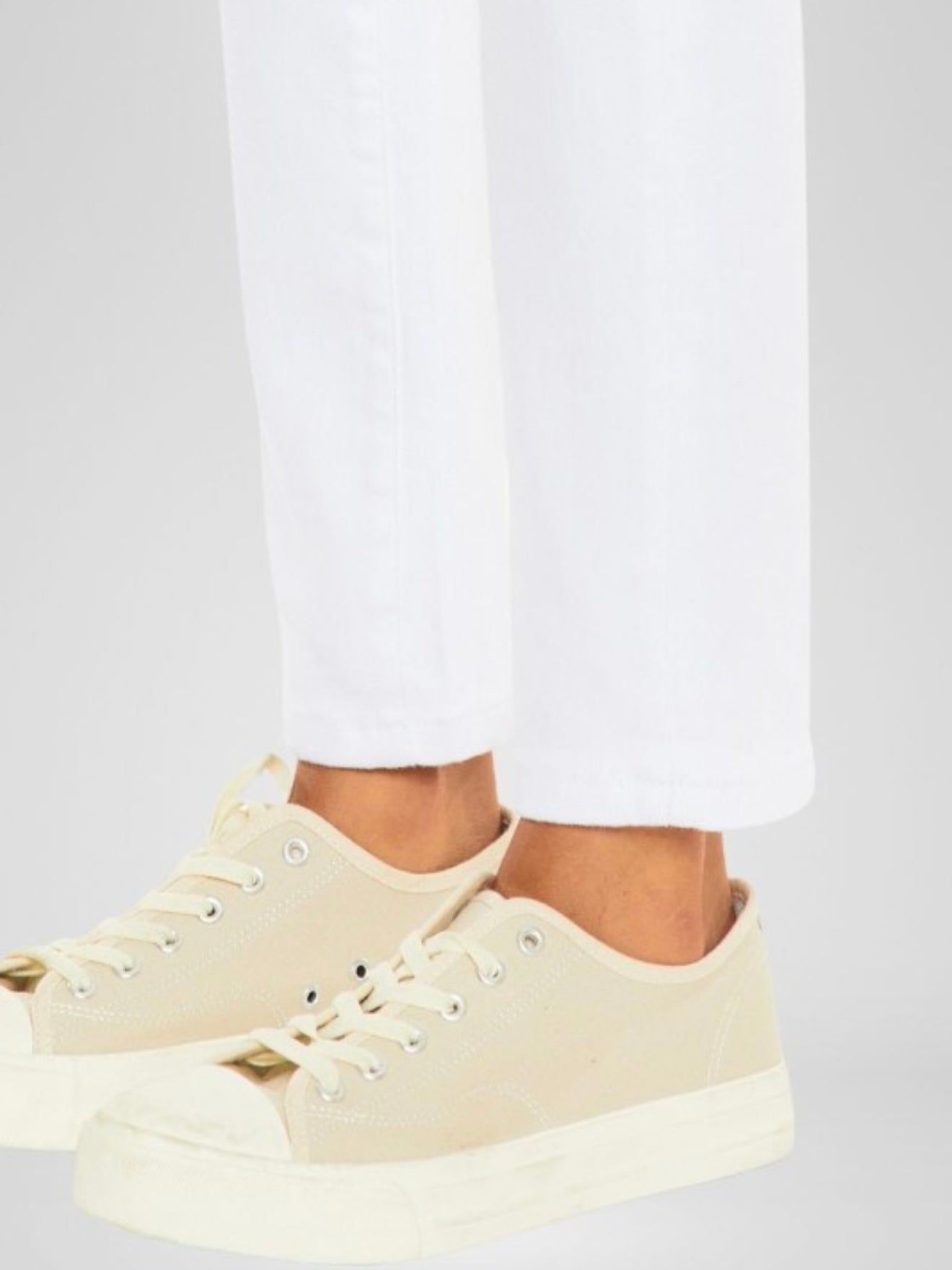 Kancan White Skinny Stretch Jeans Kancan White Skinny Stretch Jeans
